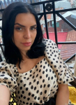 I am a professional escort girl