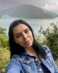 I am a professional escort girl