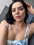 professionele escortdame kira queens